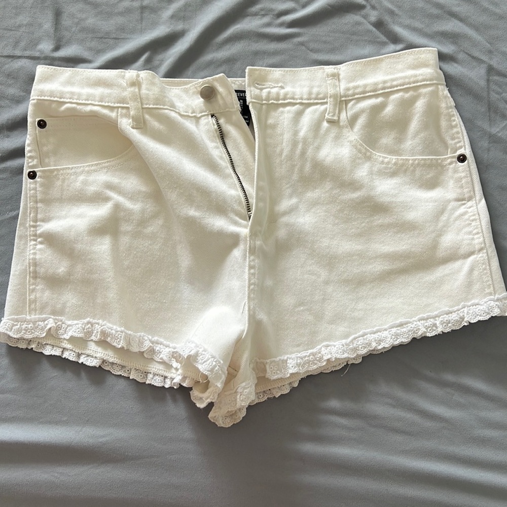 Forever 21 White Short